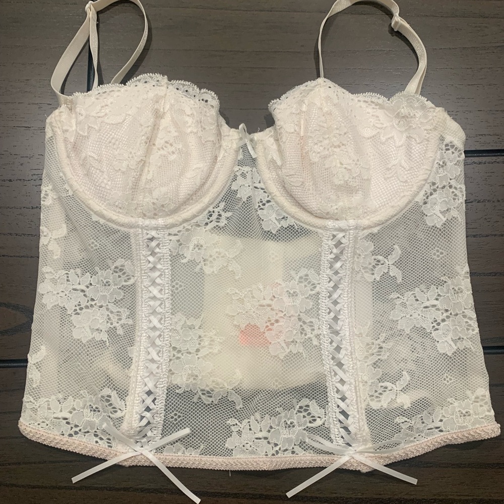 Vintage Victoria Secret VS Lace Corset White 36B early00s 90s